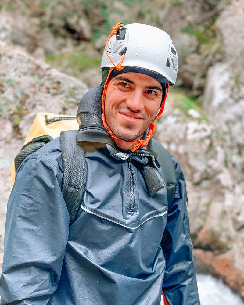 francesco guida ambientale escursionistica operatore canyoning recovery energy Recovery Energy | Experience Emotions Canyoning Lazio, Abruzzo, Umbria. Escursionismo e Survival Chi siamo
